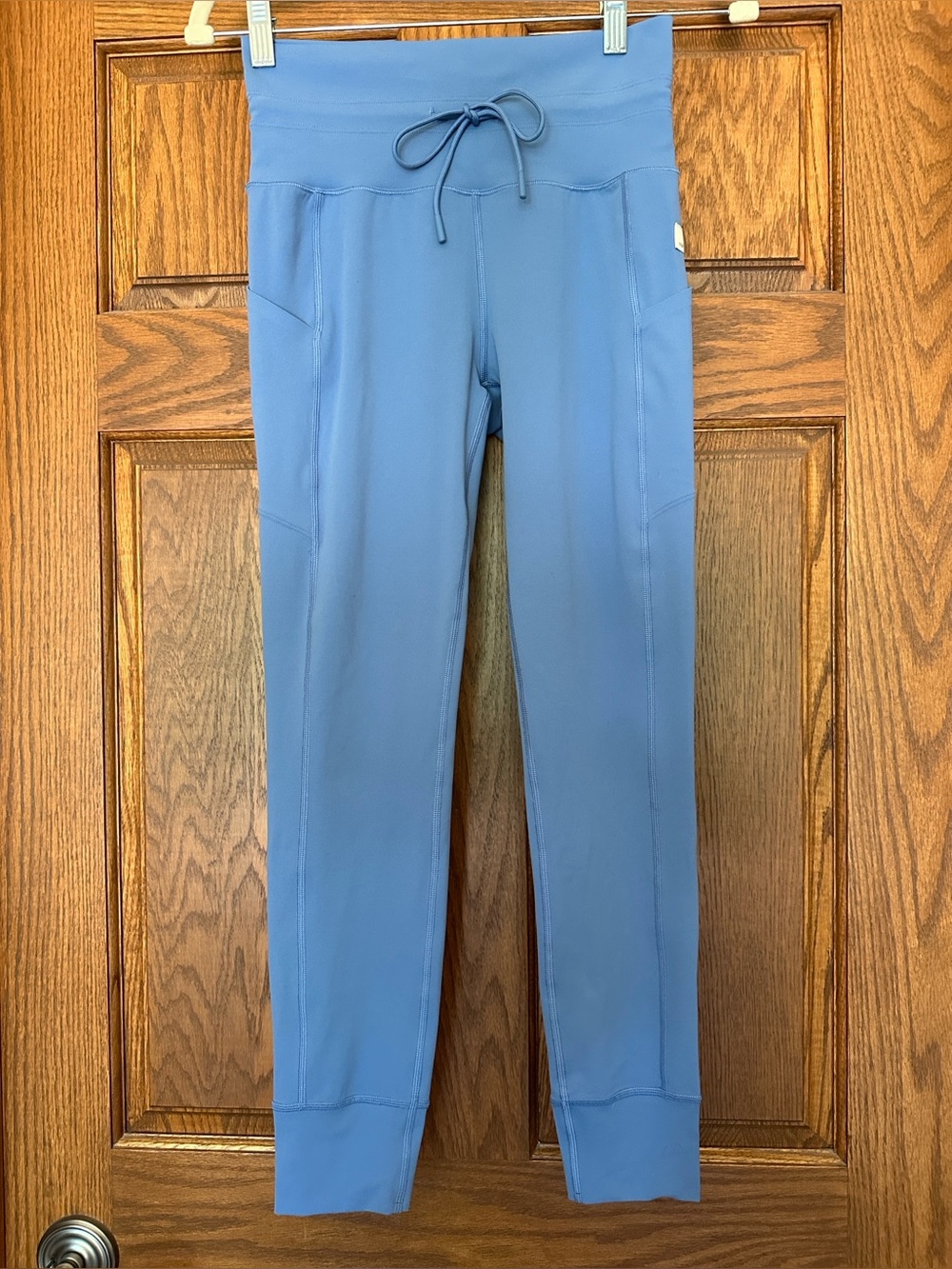 Vuori daily elevate leggings in Slate cloud